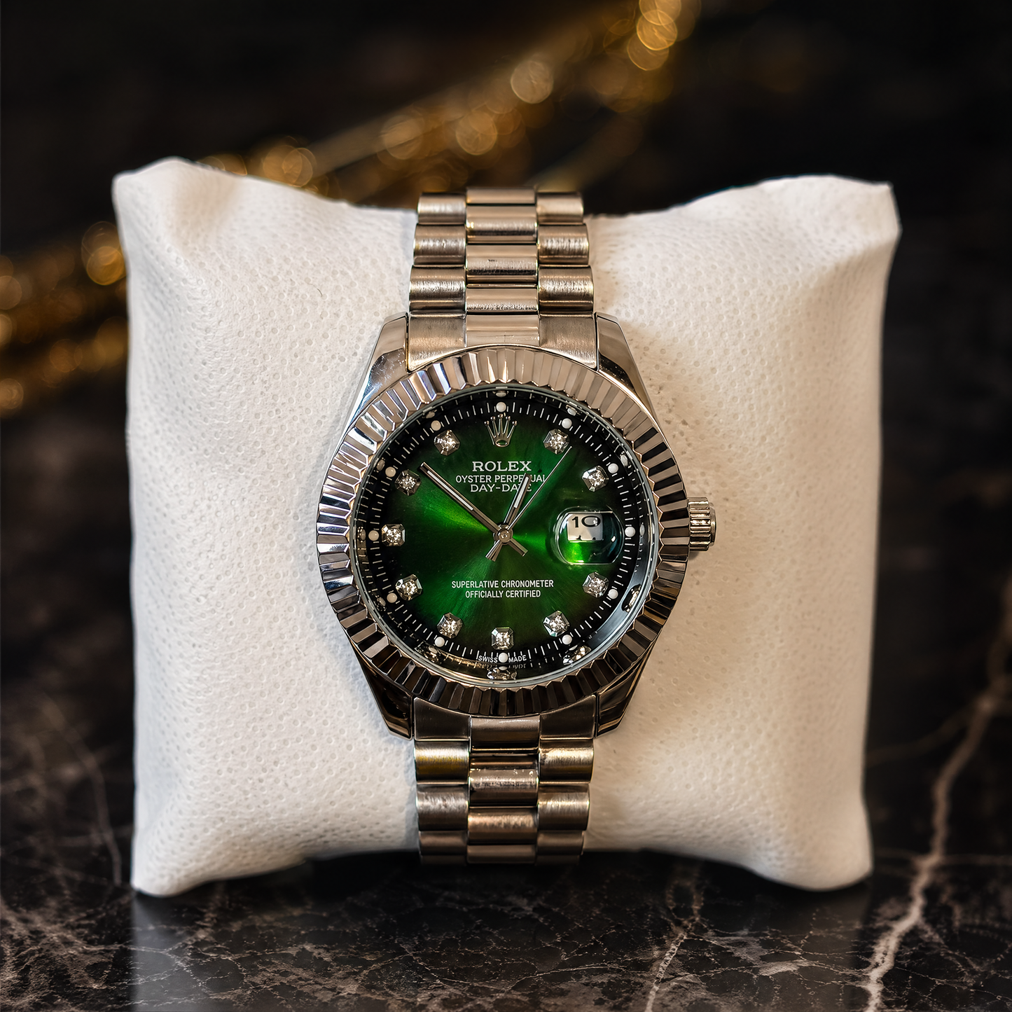 OYSTER SILVER + NEON GREEN Dial